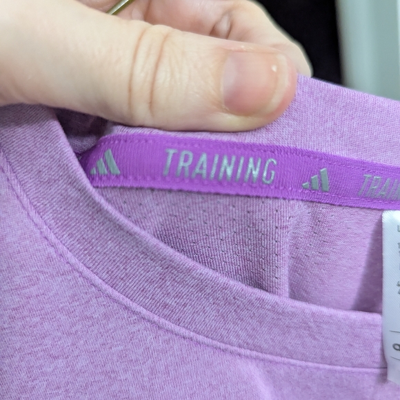 NWT Adidas Large Deltapeak Purple Short Sleeve Tee Running Tennis Gym Pickleball - Picture 4 of 8